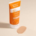 SPF 50+ Tinted Fluid Avene
